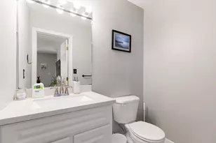 54 Crescent Ave, Boston, MA 02125 - Photo 16