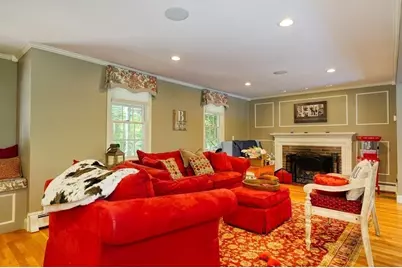 8 Shady Lane Dr, Burlington, MA 01803 - Photo 16