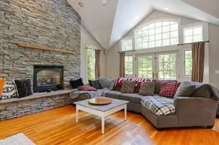8 Shady Ln Dr, Burlington, MA 01803 - Photo 12