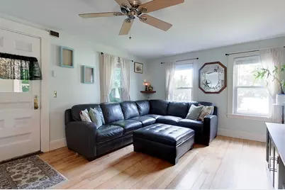 211 Main St, Townsend, MA 01469 - Photo 10