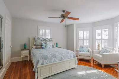 17 Charter St #2, Newburyport, MA 01950 - Photo 8