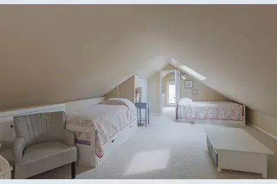 17 Charter St #2, Newburyport, MA 01950 - Photo 12
