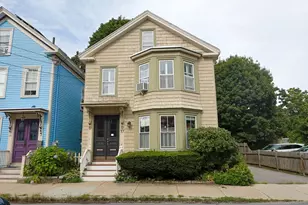17 Charter St, Newburyport, MA 01950 - Photo 1