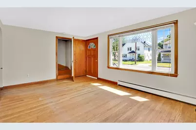 267 Connecticut Ave, Springfield, MA 01104 - Photo 10