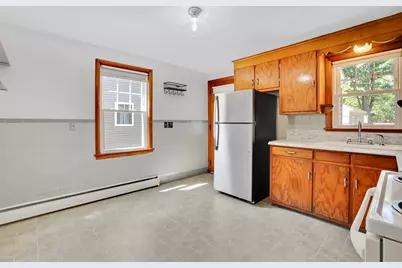 267 Connecticut Ave, Springfield, MA 01104 - Photo 6
