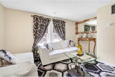 143 Myrtle Street, Melrose, MA 02176 - Photo 12