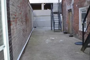 31 Chelsea St, Boston, MA 02128 - Photo 16