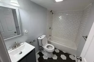 31 Chelsea St, Boston, MA 02128 - Photo 12