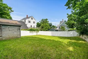 26 Beckett St, Peabody, MA 01960 - Photo 2