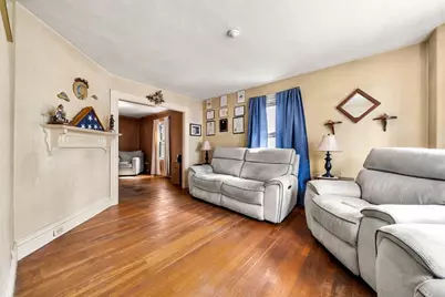 26 Beckett St, Peabody, MA 01960 - Photo 6