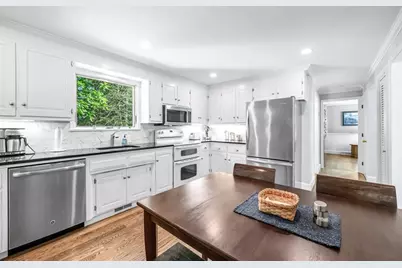 6 Brookmont Dr, Wilbraham, MA 01095 - Photo 8