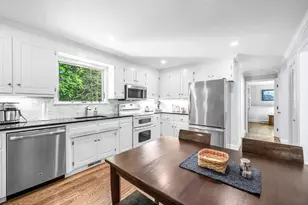 6 Brookmont Dr, Wilbraham, MA 01095 - Photo 8