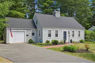 7 Amber Rd, Hingham, MA 02043 - Photo 2