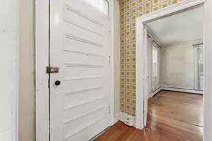 155 Amity St, Amherst, MA 01002 - Photo 4