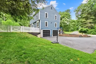 1 Castle Rd, Medway, MA 02053 - Photo 4