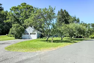 36 Green River Rd, Greenfield, MA 01301 - Photo 2