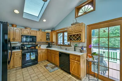 246 Manning St, Needham, MA 02492 - Photo 16