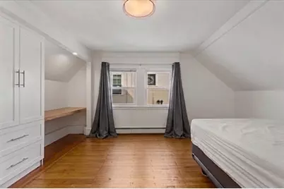 191 Davis Ave, Brookline, MA 02445 - Photo 16