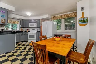 48 Bond St, Fitchburg, MA 01420 - Photo 4