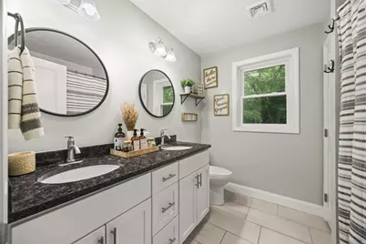 405 Norton Ave, Taunton, MA 02780 - Photo 20