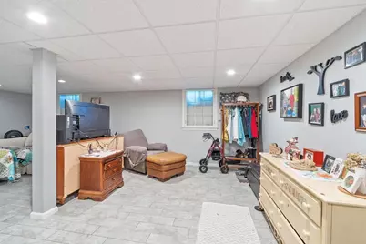 83 Longview St, Haverhill, MA 01830 - Photo 32