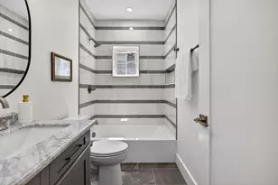 131 Hudson St, Somerville, MA 02144 - Photo 26