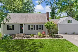 25 Moynihan Rd, Hamilton, MA 01982 - Photo 4