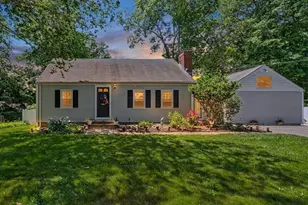 25 Moynihan Rd, Hamilton, MA 01982 - Photo 1