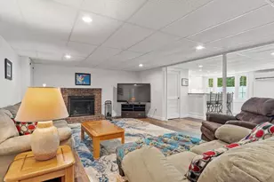 1 Riverview Ave, Maynard, MA 01754 - Photo 32