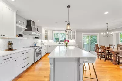 11 Chase Ave #1, Lexington, MA 02421 - Photo 2