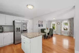 686 Willard St, Leominster, MA 01453 - Photo 12
