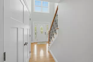 686 Willard St, Leominster, MA 01453 - Photo 6