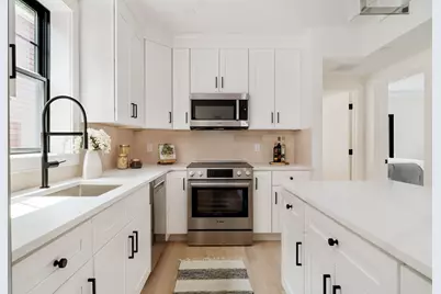 387 Norfolk St #1, Cambridge, MA 02139 - Photo 2