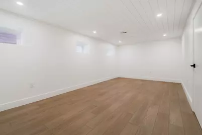 387 Norfolk St #1, Cambridge, MA 02139 - Photo 24