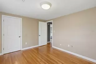 41 Vershire St, Boston, MA 02132 - Photo 16