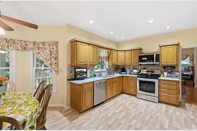 46 Washburn St, Northborough, MA 01532 - Photo 34