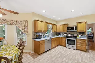 46 Washburn St, Northborough, MA 01532 - Photo 34