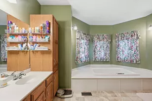 46 Washburn St, Northborough, MA 01532 - Photo 14