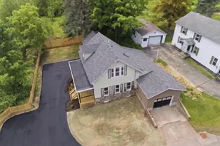 323 Spring St, Winchendon, MA 01475 - Photo 2
