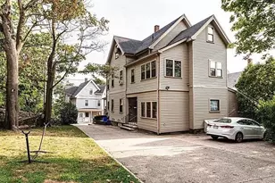 32 Park Ave, Malden, MA 02148 - Photo 2