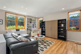 218 Thorndike St, Cambridge, MA 02141 - Photo 2