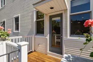 218 Thorndike St, Cambridge, MA 02141 - Photo 14