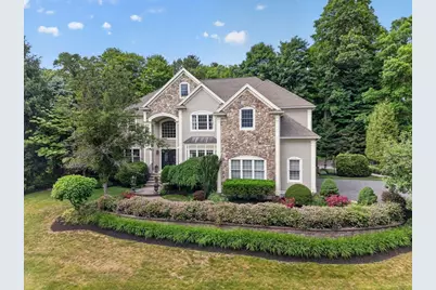 4 Shipley Ct, Middleton, MA 01949 - Photo 1