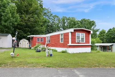 18 Brierwood Ln, Pittsfield, MA 01201 - Photo 2