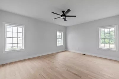 10 April Way, Millis, MA 02054 - Photo 14