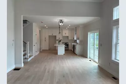 10 April Way, Millis, MA 02054 - Photo 2