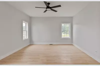 10 April Way, Millis, MA 02054 - Photo 12