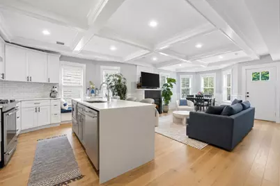 81 Conwell Ave #3, Somerville, MA 02144 - Photo 2