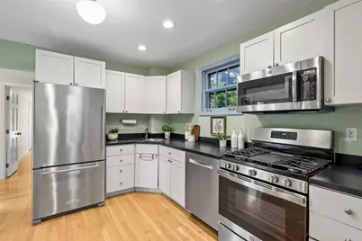 197 Hillside Ave, Arlington, MA 02476 - Photo 10