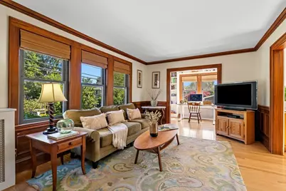 197 Hillside Ave, Arlington, MA 02476 - Photo 4